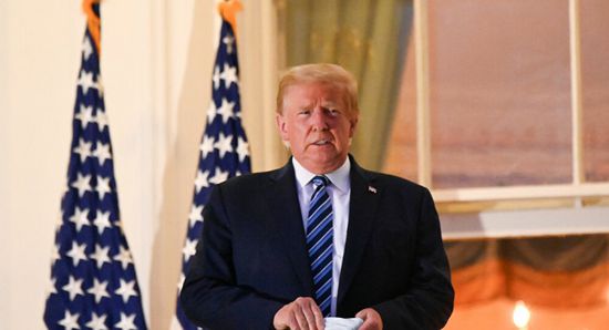 ترامب يهاجم منافسه "بايدن": سيغلق الاقتصاد بقبعة