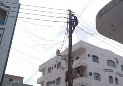 وقف الربط العشوائي للكهرباء في حي التعويضات (صور)