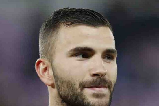 إصابة حارس ليون بفيروس كورونا