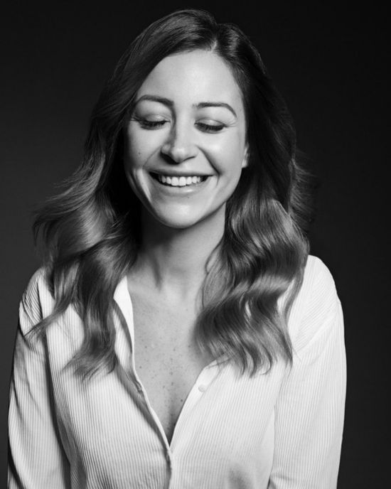 منة شلبي توجه هذه الرسالة للنساء