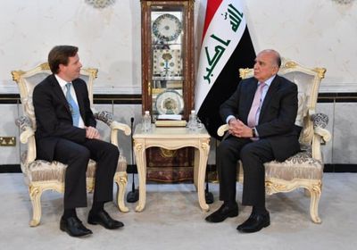  وزير الخارجية العراقي والسفير البريطاني يبحثان الزيارة المرتقبة للكاظمي