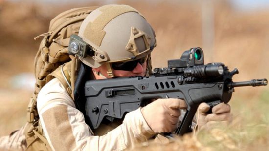 دعوى قضائية تطالب إسرائيل بوقف تمديد أذربيجان بالسلاح