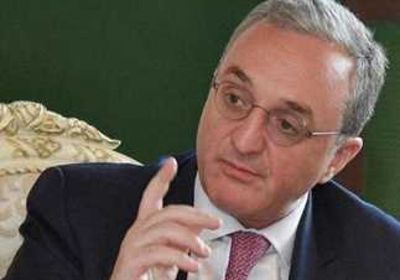   وزير خارجية أرمينيا: على أذربيجان الالتزام بوقف إطلاق النار