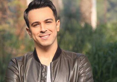 بعد تأكيد إصابته.. هيثم نبيل يعلن إصابة والده وزوجته بفيروس كورونا