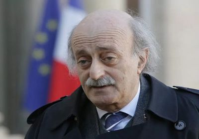 جنبلاط: أرفض تسمية الحريري لرئاسة الحكومة اللبنانية