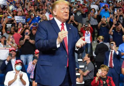 ترامب يعقد مؤتمرًا انتخابيًا بولاية فلوريدا