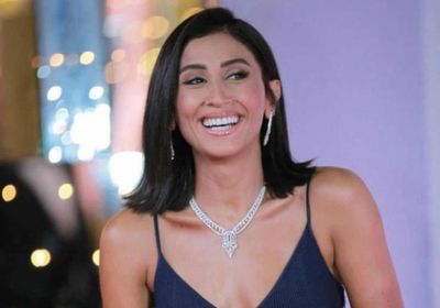 دينا الشربيني بصحبة مصطفى خاطر ومحمد السبكي في كواليس "ثانية واحدة"