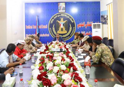 رئيس الجمعية الوطنية يطلع على الموقف العسكري بلحج