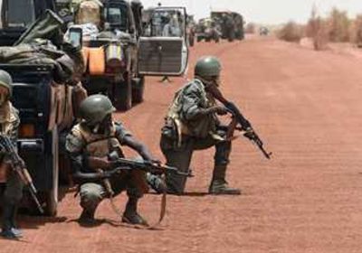  مصرع 12 جنديًا من الجيش المالي على يد مسلحين