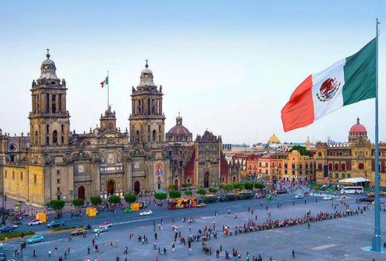 المكسيك تجمّد 126 مليون دولار أودعتها عصابات إجرامية