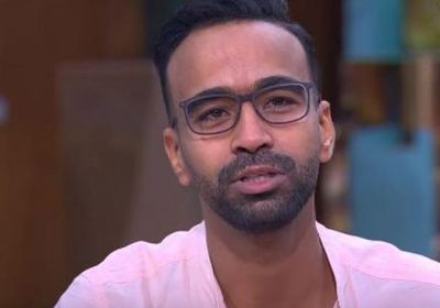 أول تعليق لـ محمود الليثي بعد إصابته وزوجته ووالدته بفيروس كورونا (فيديو)