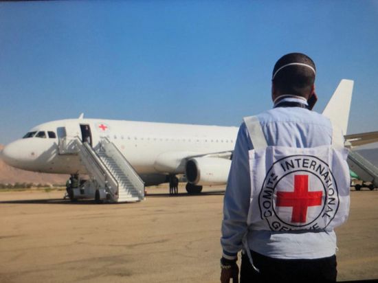 "الصليب الأحمر": 5 طائرات شاركت في تبادل الأسرى