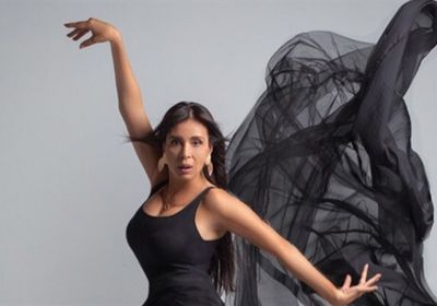 دينا بلوك مختلف في أحدث جلسة تصوير (صور)