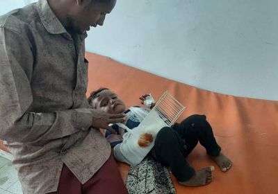 بتر أصابع رضيع في تجدد القصف الحوثي على تعز