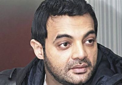 بعد وفاة والده.. عمرو محمود ياسين يوجه رسالة شكر للرئيس الفلسطيني لهذا السبب