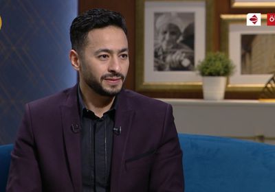 حمادة هلال يكشف عن عمله قبل الشهرة (فيديو)