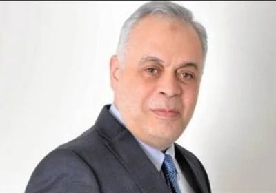 أشرف زكي يتقدم باستقالته من نقابة المهن التمثيلية (تفاصيل)