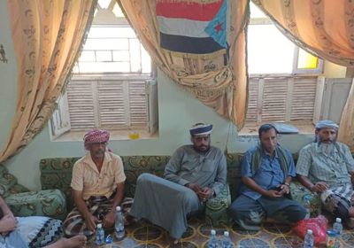 وفد "انتقالي المهرة" يتفقد الأداء التنظيمي للهيئات المحلية بقشن