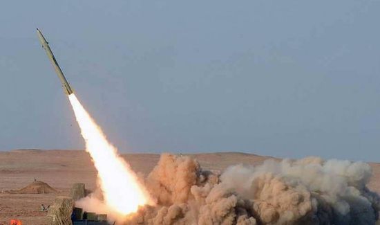 أطلق من صنعاء.. سقوط صاروخ باليستي حوثي في صعدة