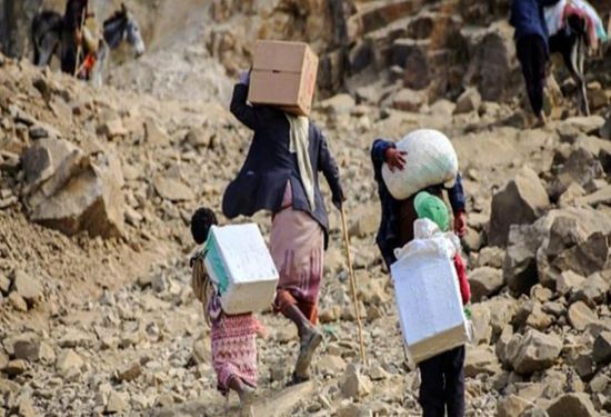 لنقص التمويل والحوثيين.. بدء تسريح عمال إغاثة في صنعاء
