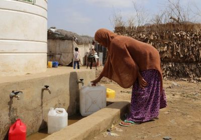 بمنحة أوروبية.. "أوكسفام" توفر إمدادات المياه في حجة