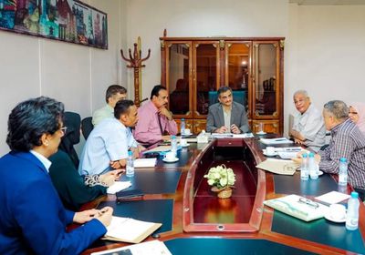 لملس يفتح ملف إعادة إعمار عدن