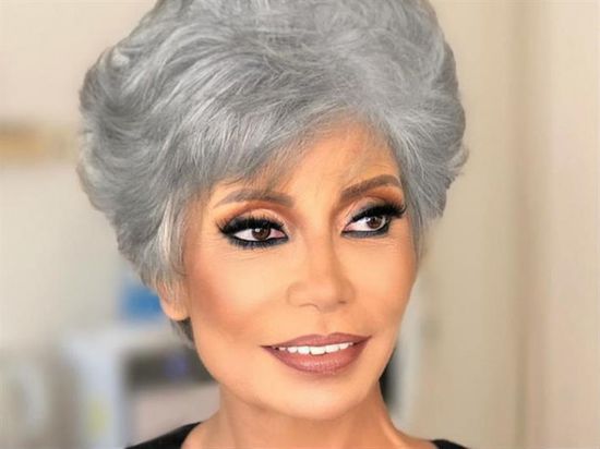 سوسن بدر تنشر صورة نادرة لها مع الراحلة شادية