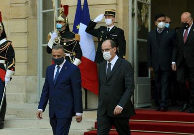 رئيس الوزراء العراقي يلتقي نظيره الفرنسي في باريس (صور)