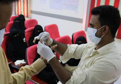 "الصحة العالمية" تًدرب 150 متطوعا على تشخيص الملاريا