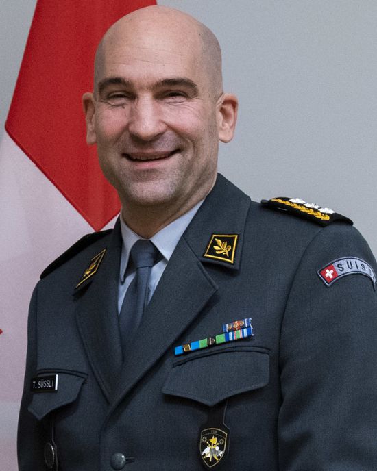 إصابة قائد القوات المسلحة السويسري ثوماس سوسلي بفيروس كورونا