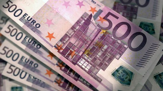 اليورو يتراجع بفعل تبدد آمال التوصل لحزمة تحفيز لمساعدة متضرري كورونا