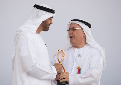 بن زايد: العابد كرس حياته لخدمة الإمارات.. ومسيرته حافلة بالعطاء والإنجازات