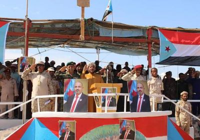 في عرض عسكري للقوات الجنوبية بسقطرى.. الثقلي: نضالنا مستمر