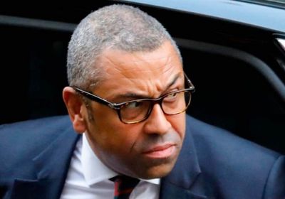 بريطانيا تطالب الحوثي بالتوقف عن عرقلة وصول المساعدات