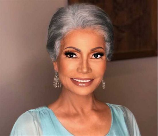 طلب غريب من سوسن بدر لدكتور تجميل (فيديو)