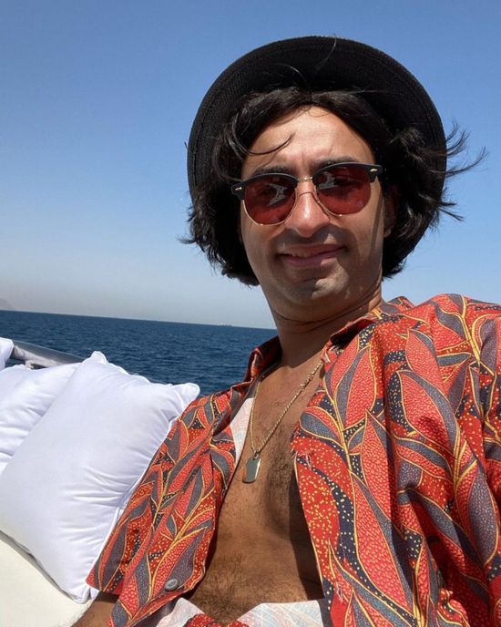 بالفيديو.. علي ربيع يتصارع مع كرم جابر لهذا السبب