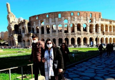  إيطاليا تفرض حظر تجول ليلي في العاصمة روما