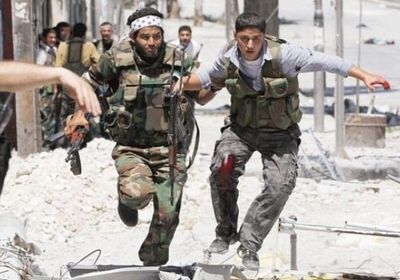 قتلى وجرحى خلال اشباكات بين داعش وقوات النظام بسوريا