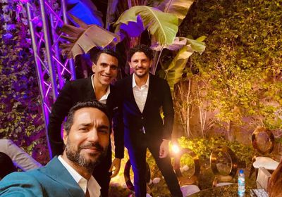 كريم فهمي يحتفل بعيد ميلاد الكابتن حسام غالي