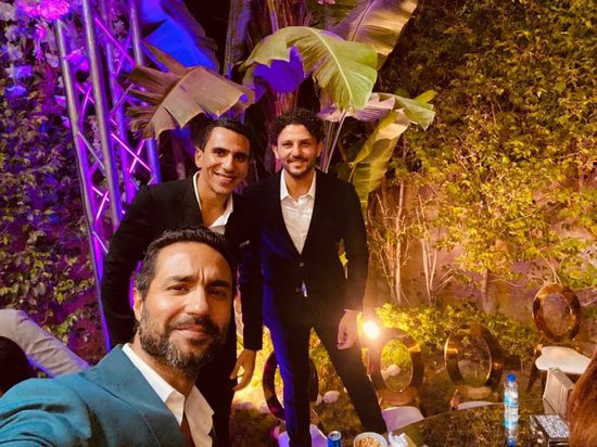 كريم فهمي يحتفل بعيد ميلاد الكابتن حسام غالي