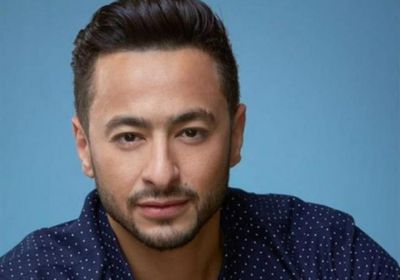 حمادة هلال يروج لأغنيته الجديدة "الشرع محللي أربعة"