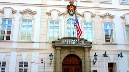 أمريكا تُعلق خدمات التأشيرات في سفارتها بتركيا