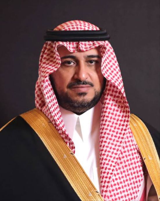 أمير سعودي يوجه رسالة لأرامكو بعد مشاركة طائراتها في إطفاء حريق "تنومة"