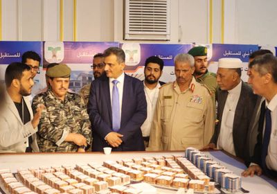 انطلاق أعمال مؤتمر عدن الأول للبناء والمقاولات (صور)