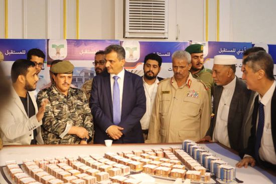 انطلاق أعمال مؤتمر عدن الأول للبناء والمقاولات (صور)