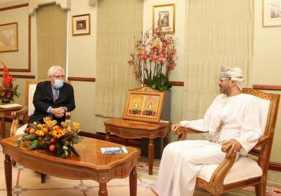 غريفيث يبحث في عمان آخر المستجدات باليمن