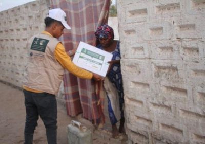 توزيع ألفي كرتون تمور بحيس