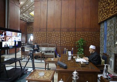  "حكماء المسلمين" يعتزم رفع دعوى قضائية على "تشارلي ايبدو" لإساءتها لنبي الرحمة