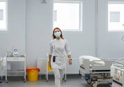  روسيا تغلق المطاعم والملاهي ليلا وتشدد قواعد ارتداء الكمامات