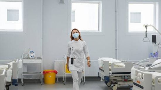  روسيا تغلق المطاعم والملاهي ليلا وتشدد قواعد ارتداء الكمامات